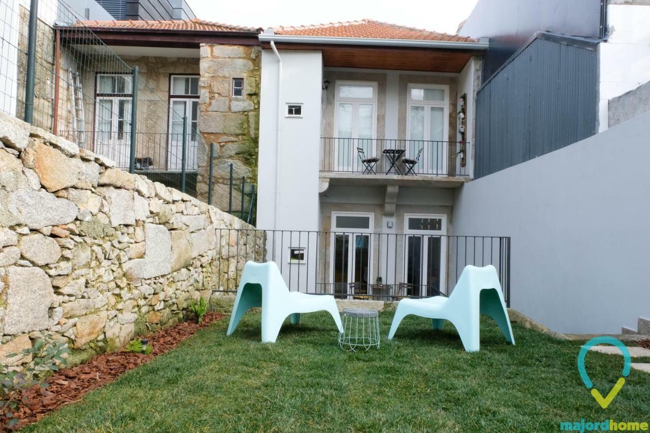 Lovely Porto Bagian luar foto