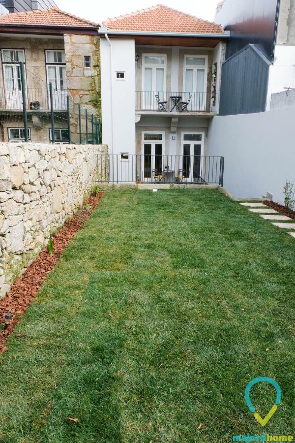 Lovely Porto Bagian luar foto